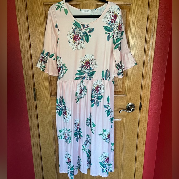 Women’s Floral Midi Dress with Ruffe Sleeve - size XL - Picture 1 of 7